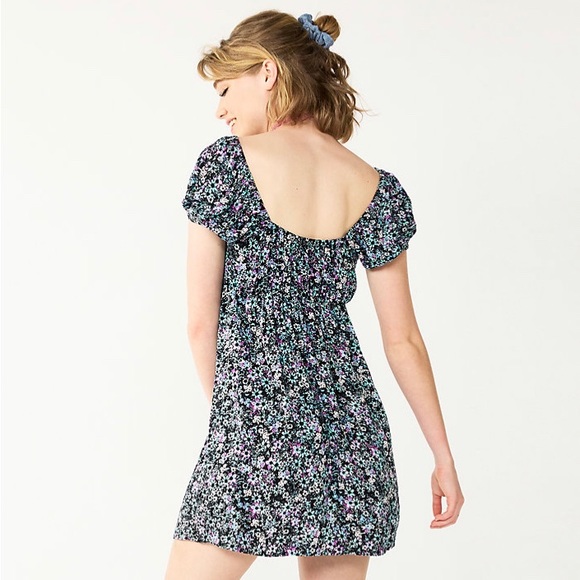 New SO® Front-Tie Keyhole
Cutout Fit And Flare Mini Dress - Picture 3 of 3